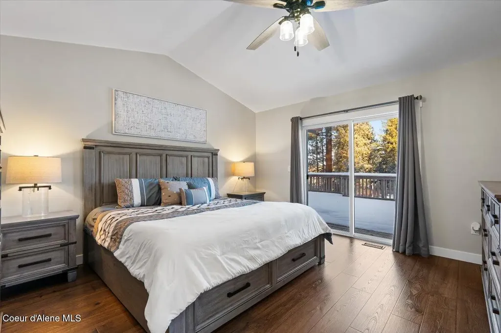 2447 E Garwood Road Hayden ID 83835