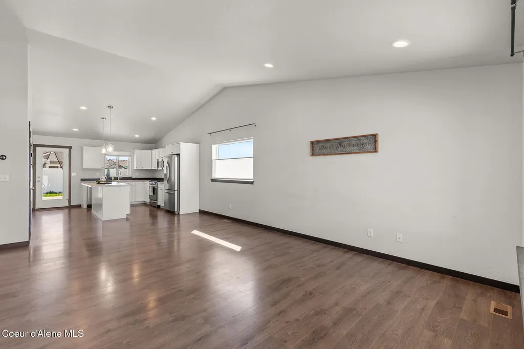 5914 W Irish Drive Rathdrum ID 83858