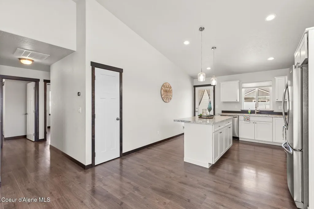 5914 W Irish Drive Rathdrum ID 83858