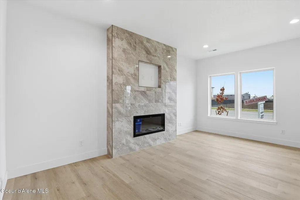 685 N Creative Way (lot 9) Post Falls ID 83854