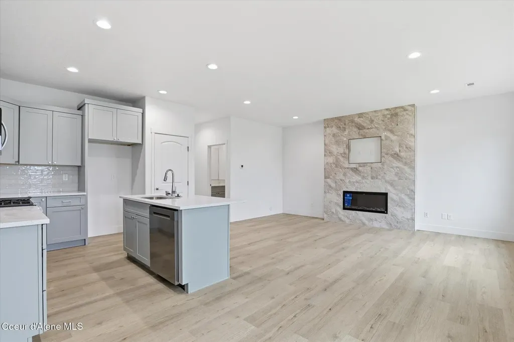 685 N Creative Way (lot 9) Post Falls ID 83854