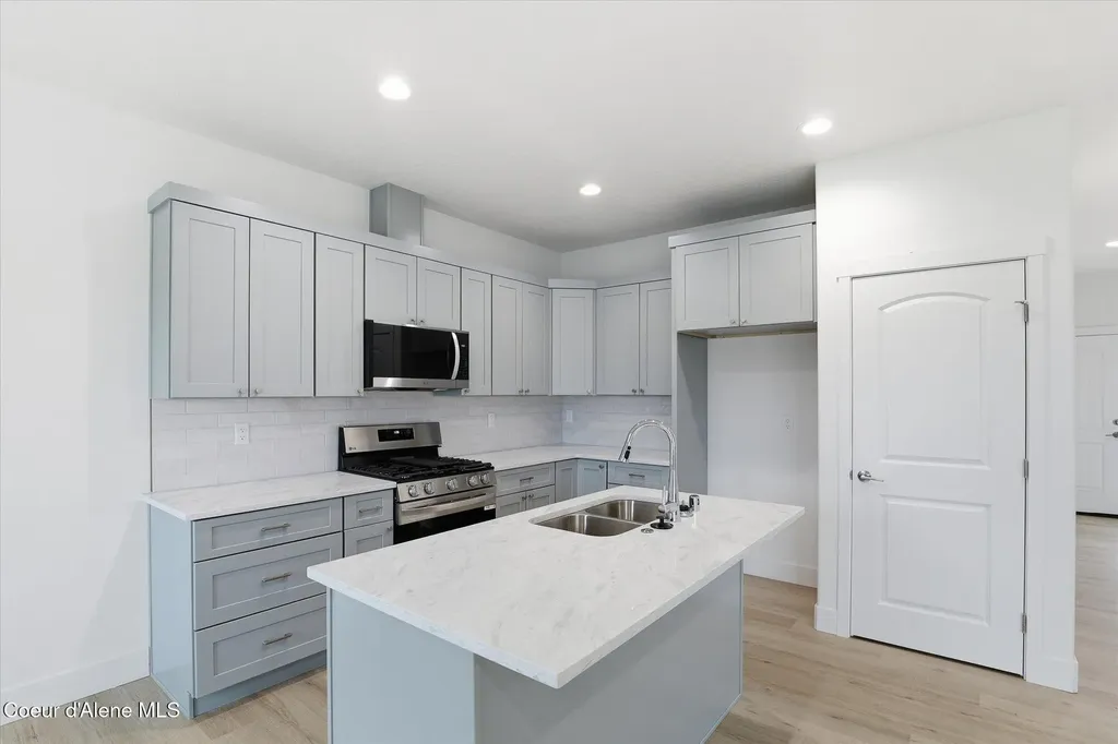 685 N Creative Way (lot 9) Post Falls ID 83854