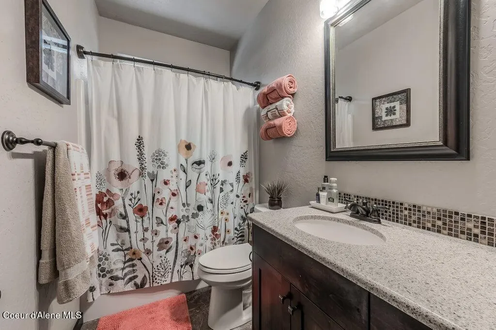 1055 E Maroon Creek Drive Hayden ID 83835
