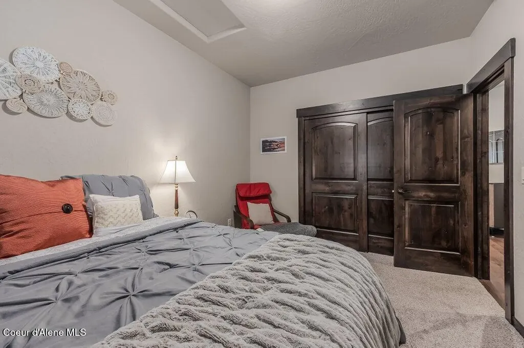 1055 E Maroon Creek Drive Hayden ID 83835