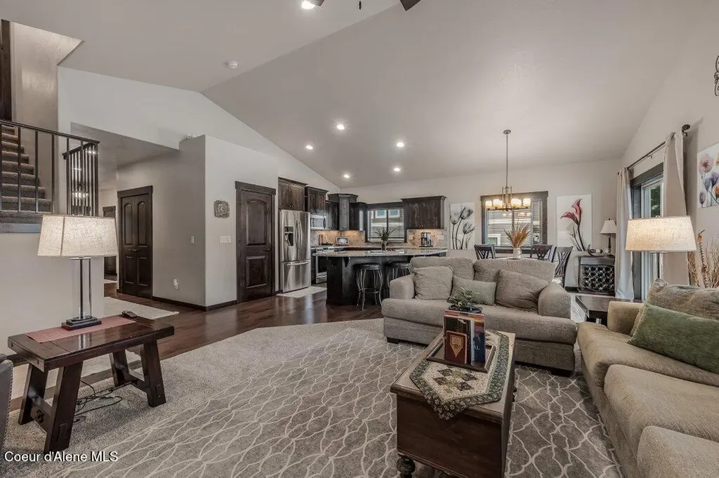 1055 E Maroon Creek Drive Hayden ID 83835