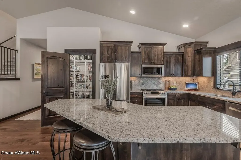 1055 E Maroon Creek Drive Hayden ID 83835