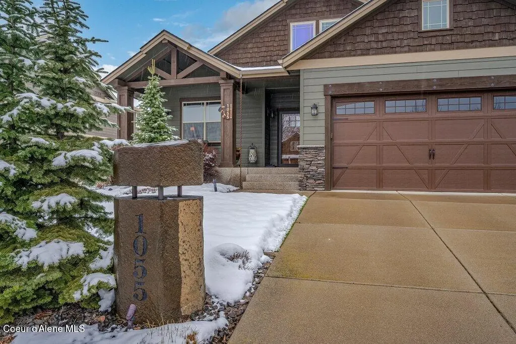 1055 E Maroon Creek Drive Hayden ID 83835