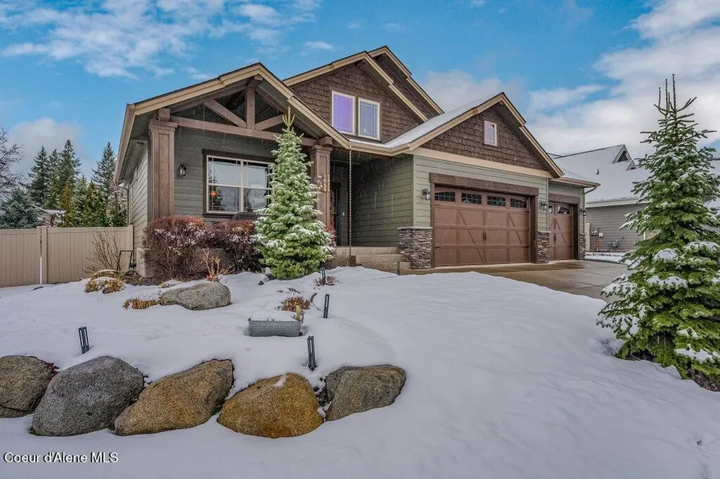 1055 E Maroon Creek Drive Hayden ID 83835