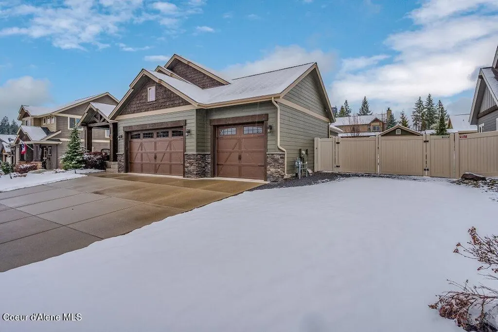 1055 E Maroon Creek Drive Hayden ID 83835