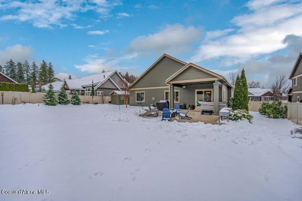 1055 E Maroon Creek Drive Hayden ID 83835