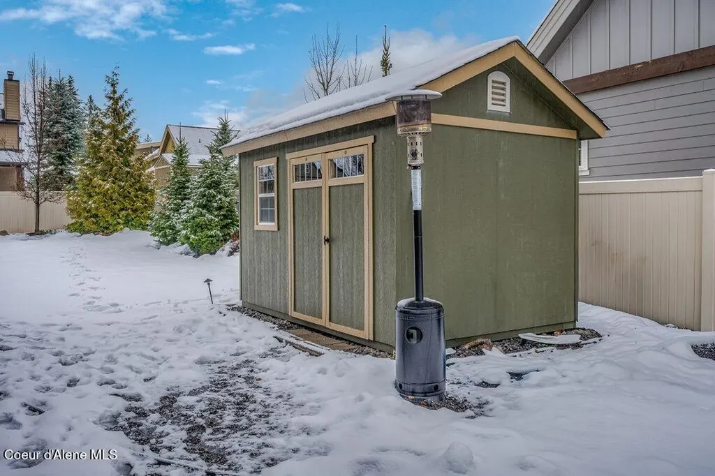 1055 E Maroon Creek Drive Hayden ID 83835