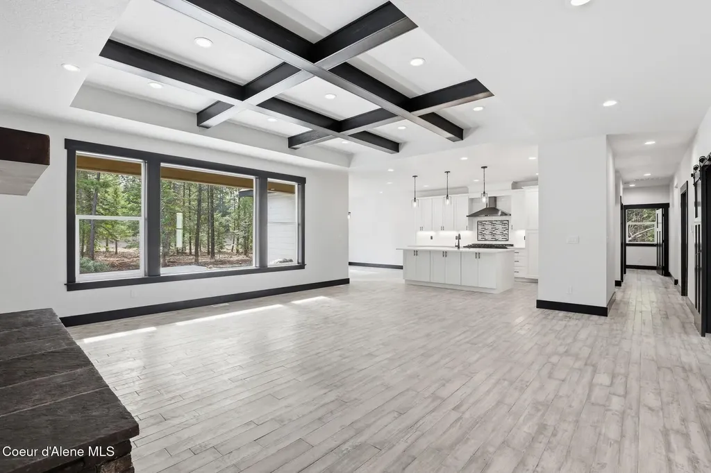 10245 E Bunco Road Athol ID 83801