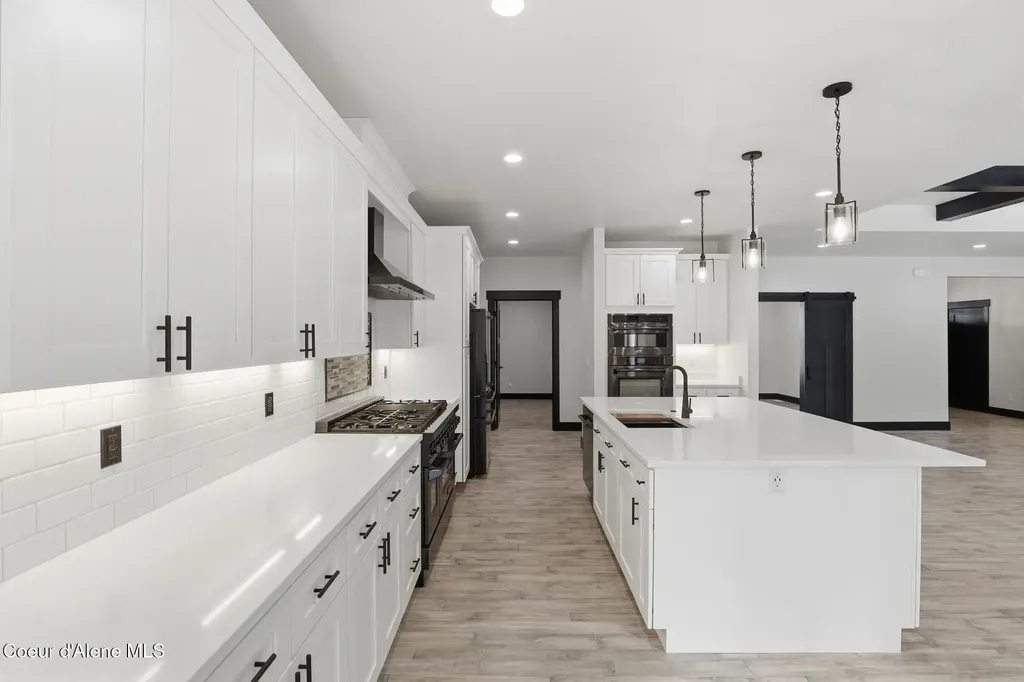 10245 E Bunco Road Athol ID 83801