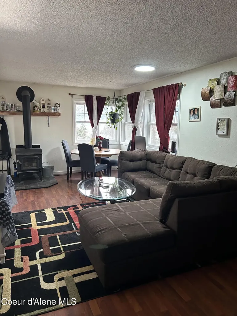 1009 S 2nd Street St. Maries ID 83861