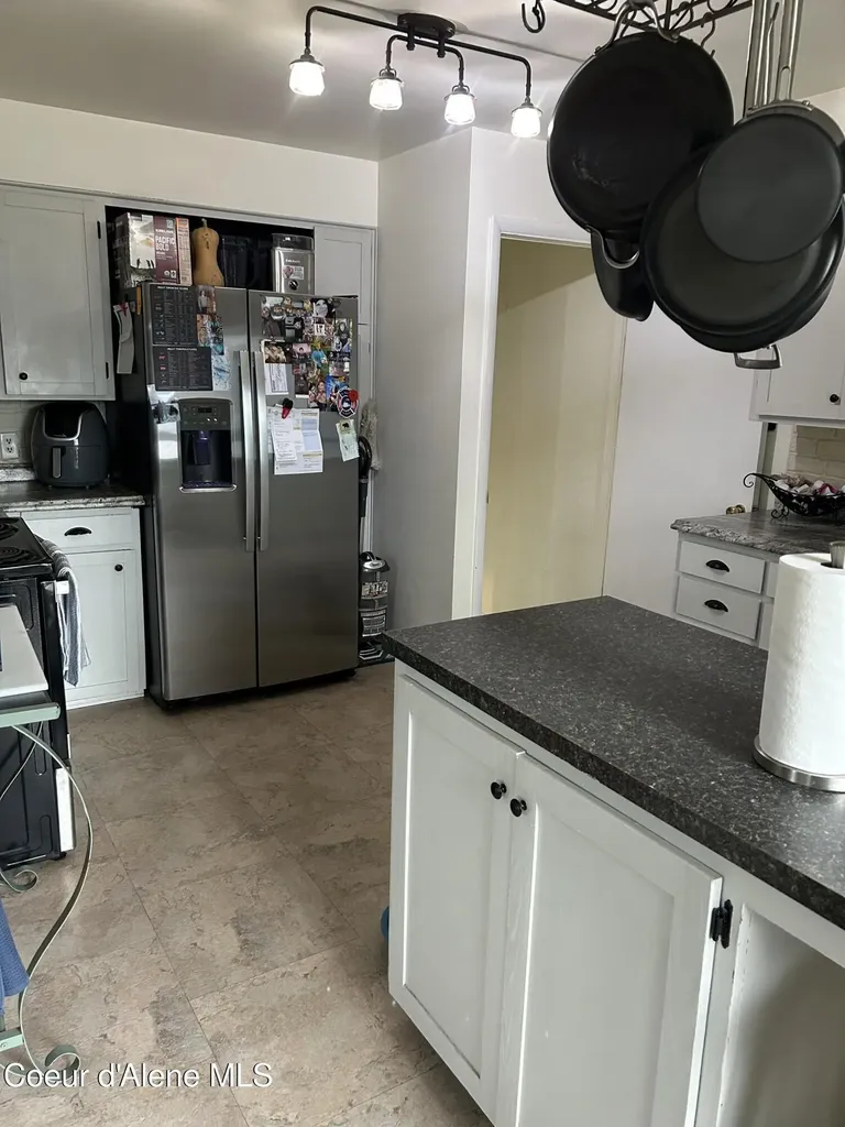 1009 S 2nd Street St. Maries ID 83861