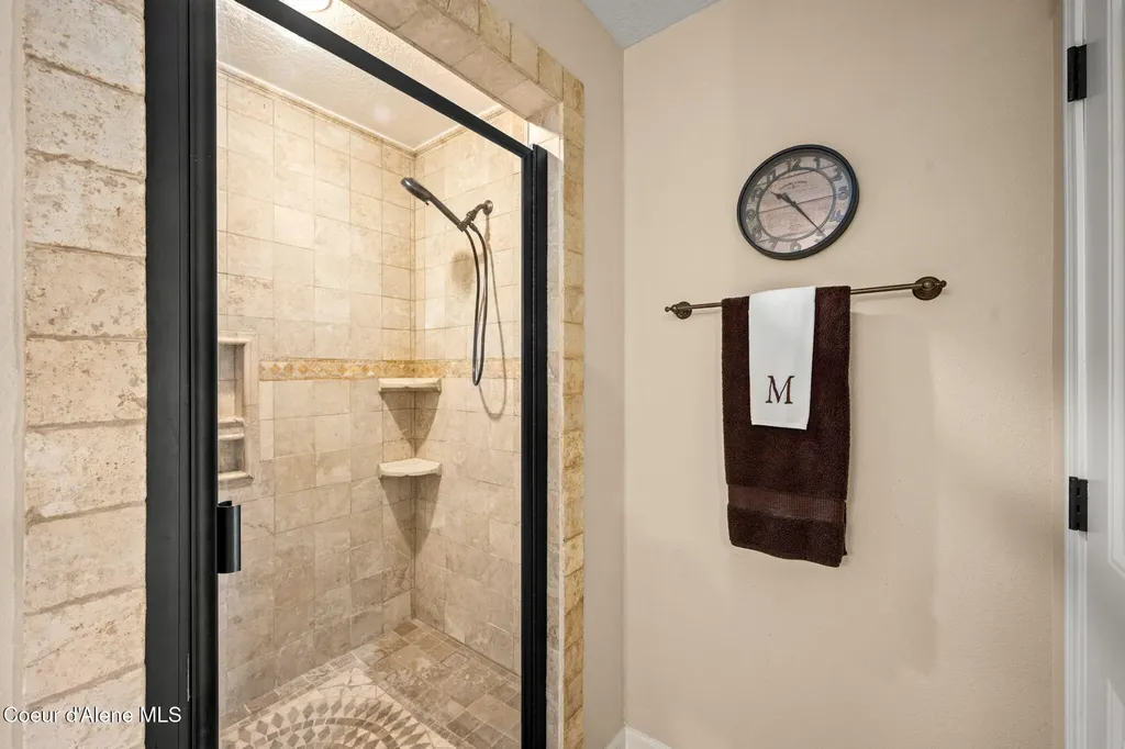 2019 E Brunner Road Athol ID 83801