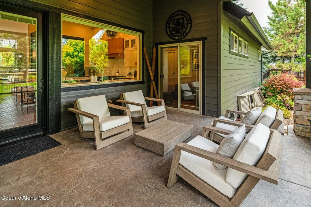12752 N Pebble Creek Drive Hayden ID 83835