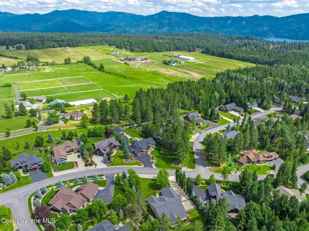 12752 N Pebble Creek Drive Hayden ID 83835