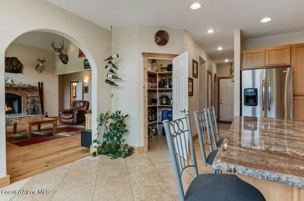88 Fenway Road Sagle ID 83860