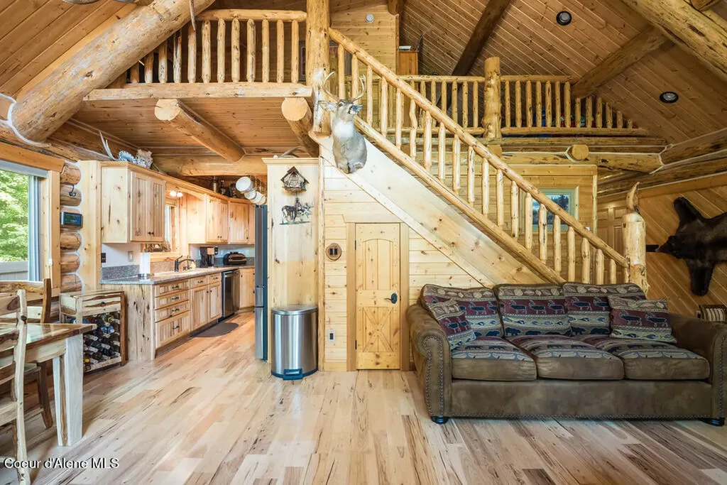 28 Creekside Lane Hope ID 83836