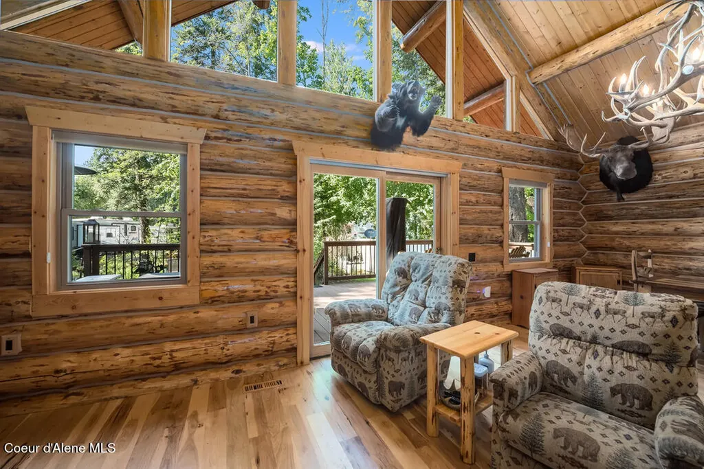 28 Creekside Lane Hope ID 83836
