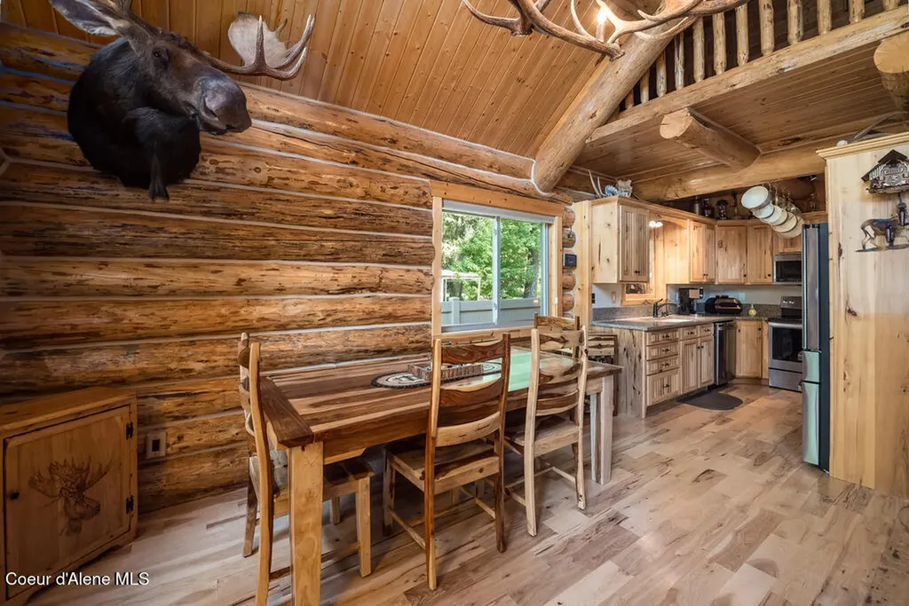 28 Creekside Lane Hope ID 83836