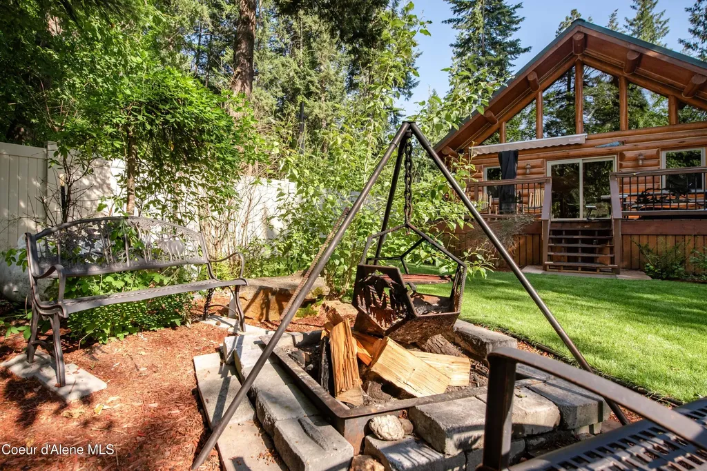 28 Creekside Lane Hope ID 83836
