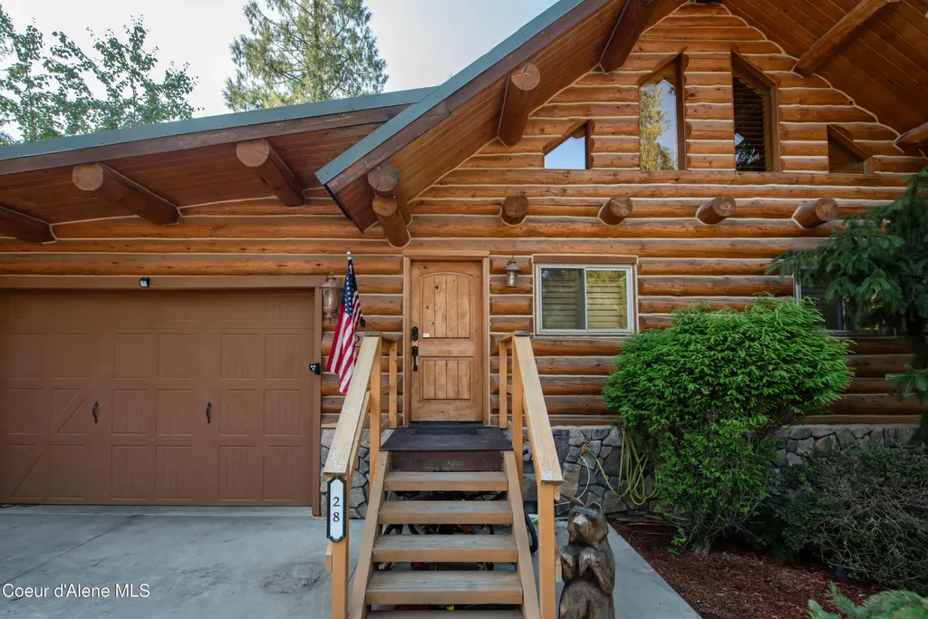 28 Creekside Lane Hope ID 83836