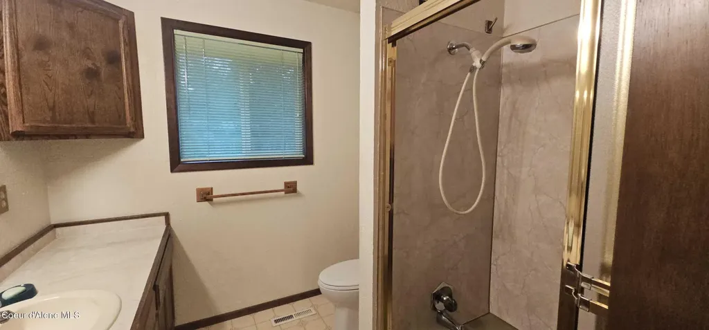 380 Vedelwood Drive Sandpoint ID 83864