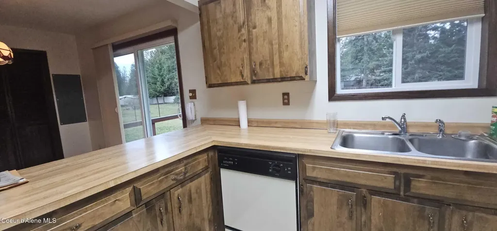380 Vedelwood Drive Sandpoint ID 83864