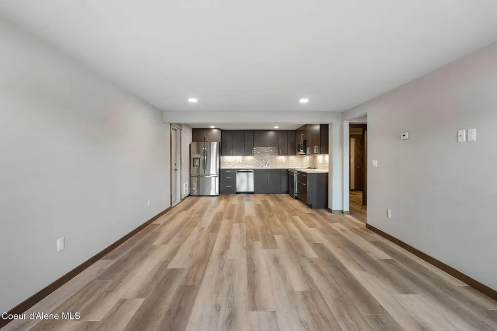 720 N Third Avenue Sandpoint ID 83864