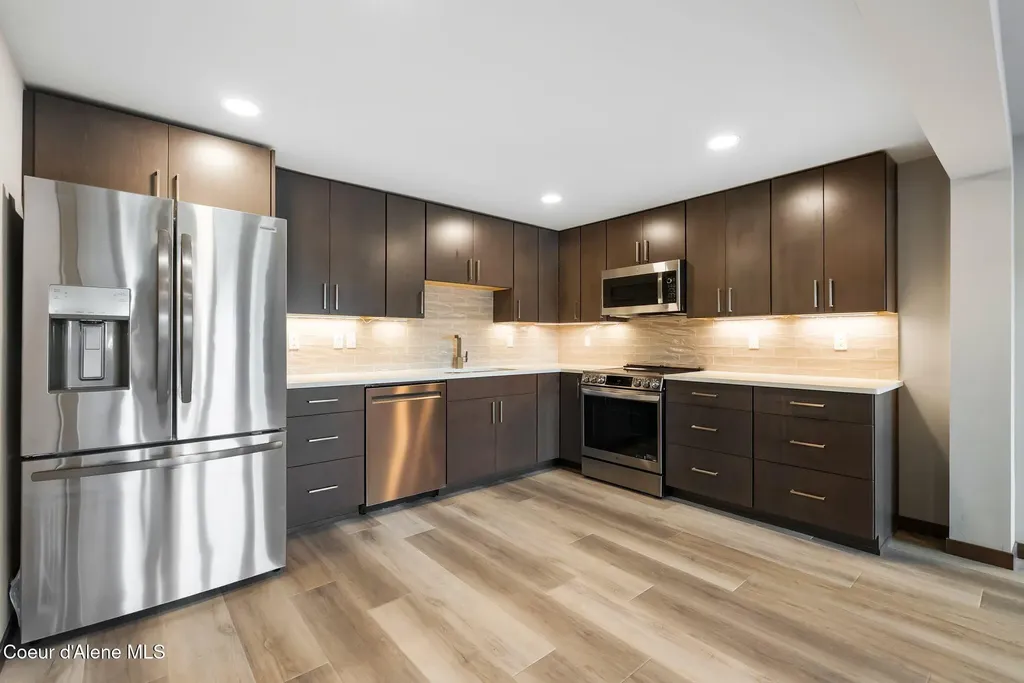 720 N Third Avenue Sandpoint ID 83864