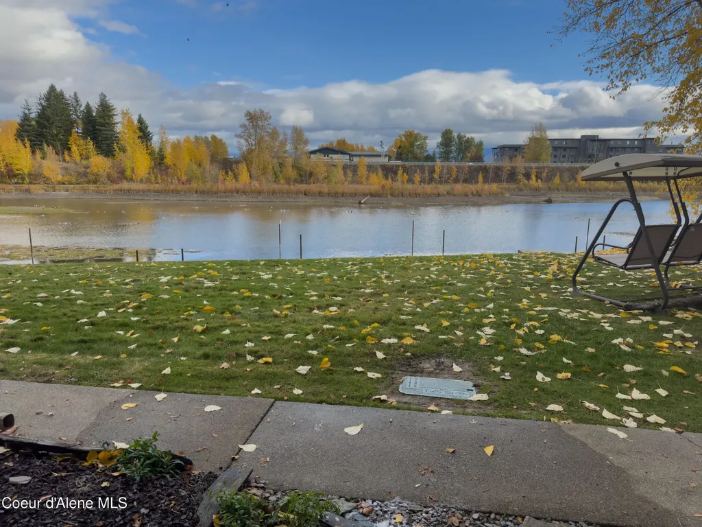 720 N Third Avenue Sandpoint ID 83864