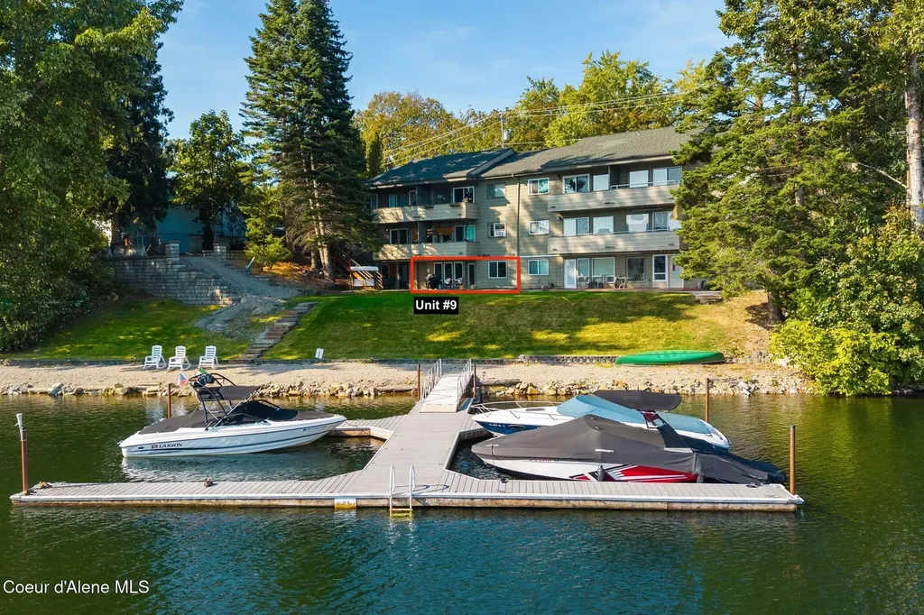 720 N Third Avenue Sandpoint ID 83864