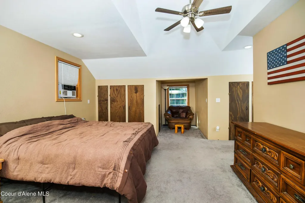 206 Artisan Way Sandpoint ID 83864