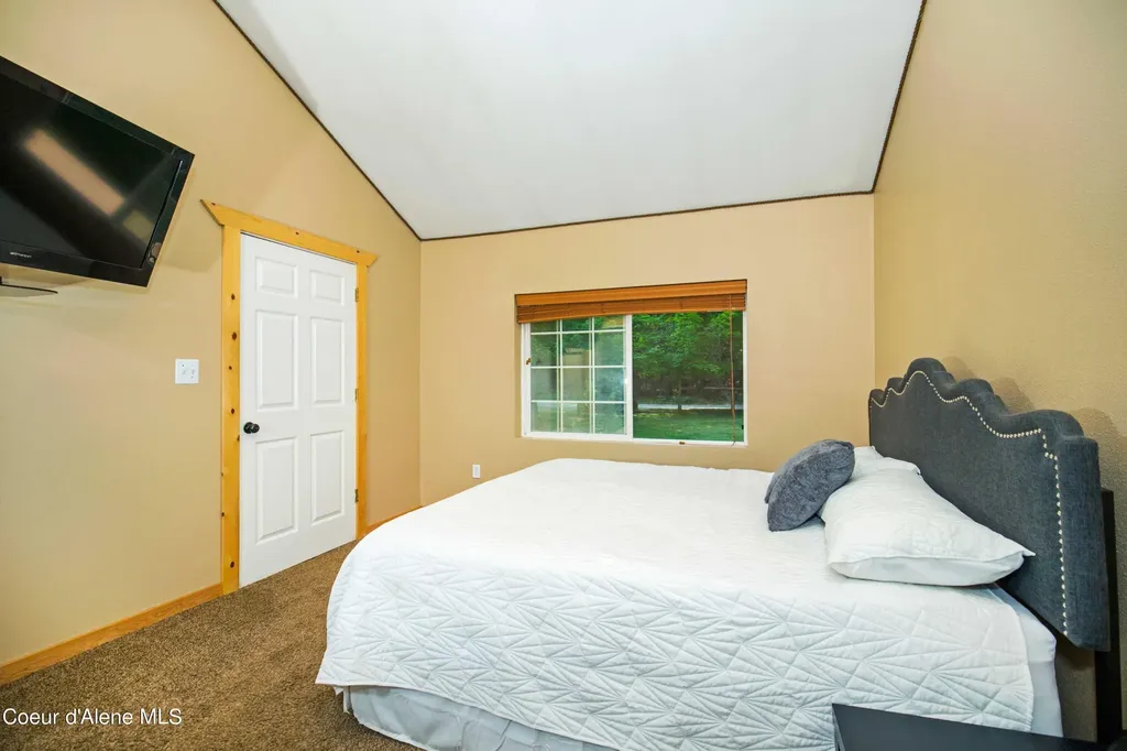 206 Artisan Way Sandpoint ID 83864