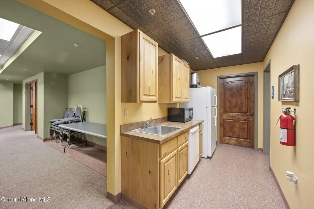 8052 W Main Street Rathdrum ID 83858