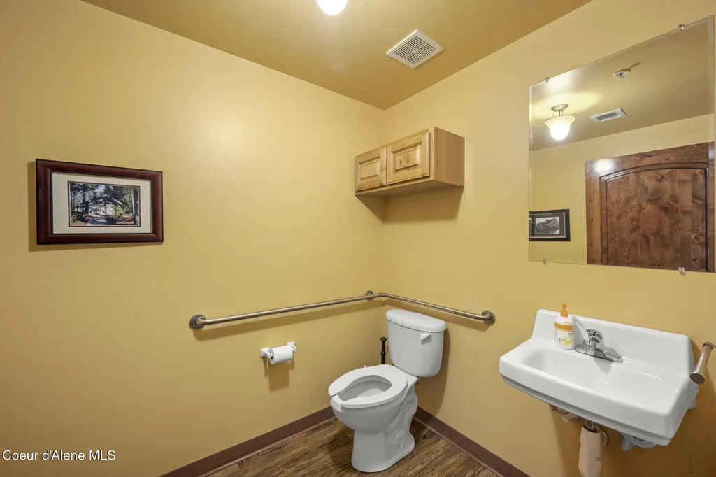 8052 W Main Street Rathdrum ID 83858