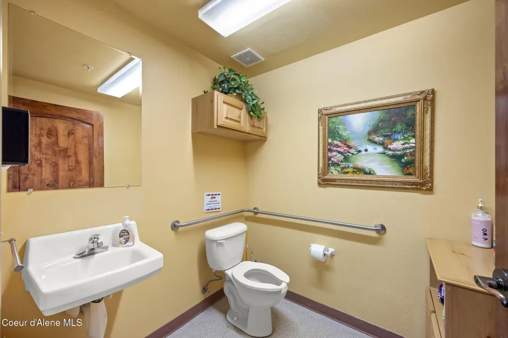 8052 W Main Street Rathdrum ID 83858