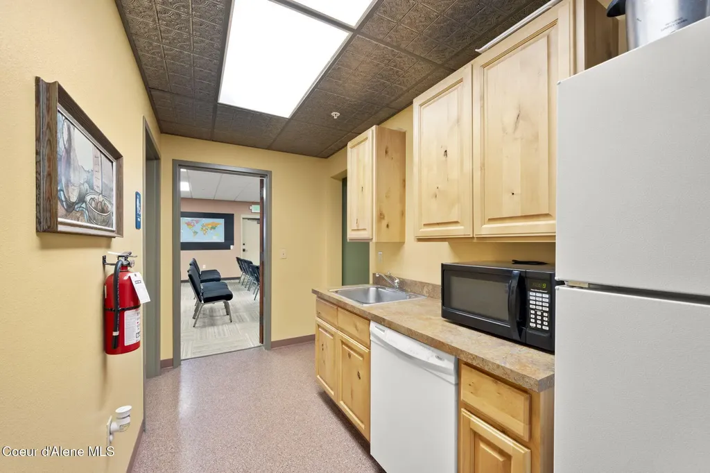 8052 W Main Street Rathdrum ID 83858