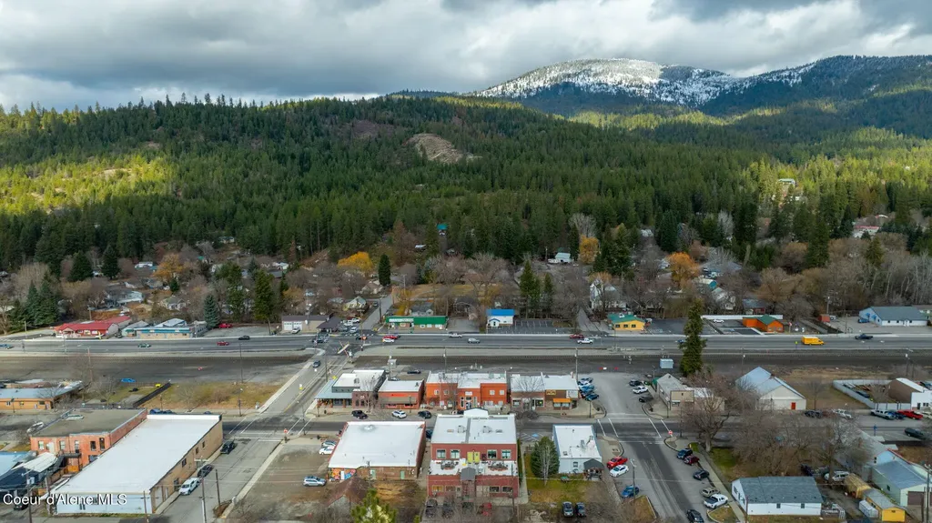 8052 W Main Street Rathdrum ID 83858