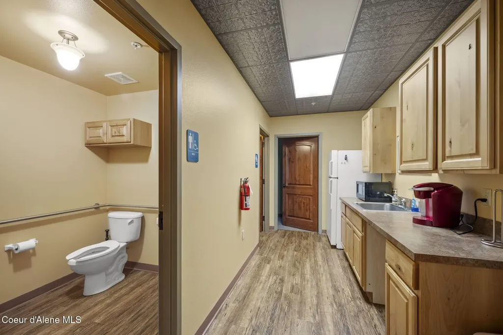 8052 W Main Street Rathdrum ID 83858
