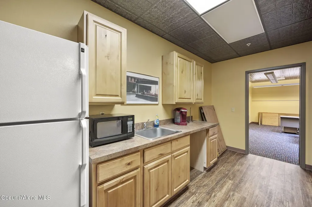 8052 W Main Street Rathdrum ID 83858