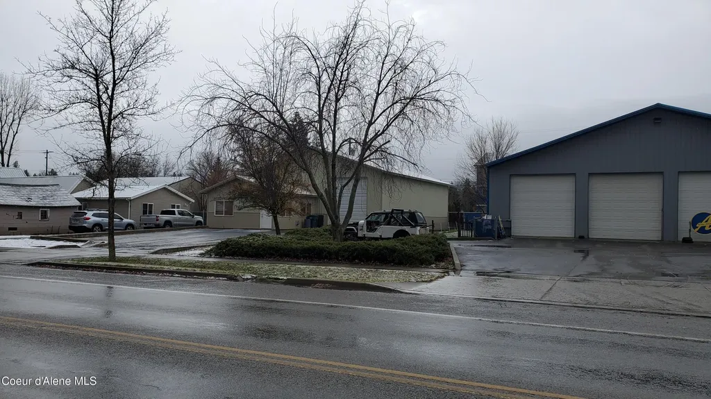 706 E 3rd Avenue Post Falls ID 83854