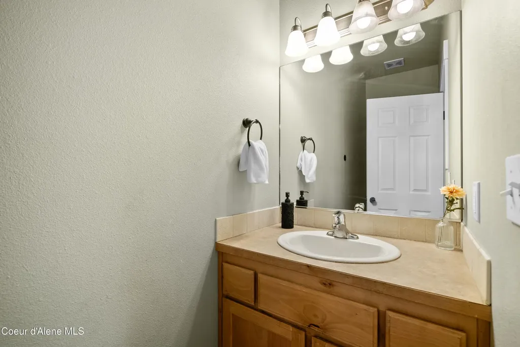 24544 N Dockside Lane Rathdrum ID 83858