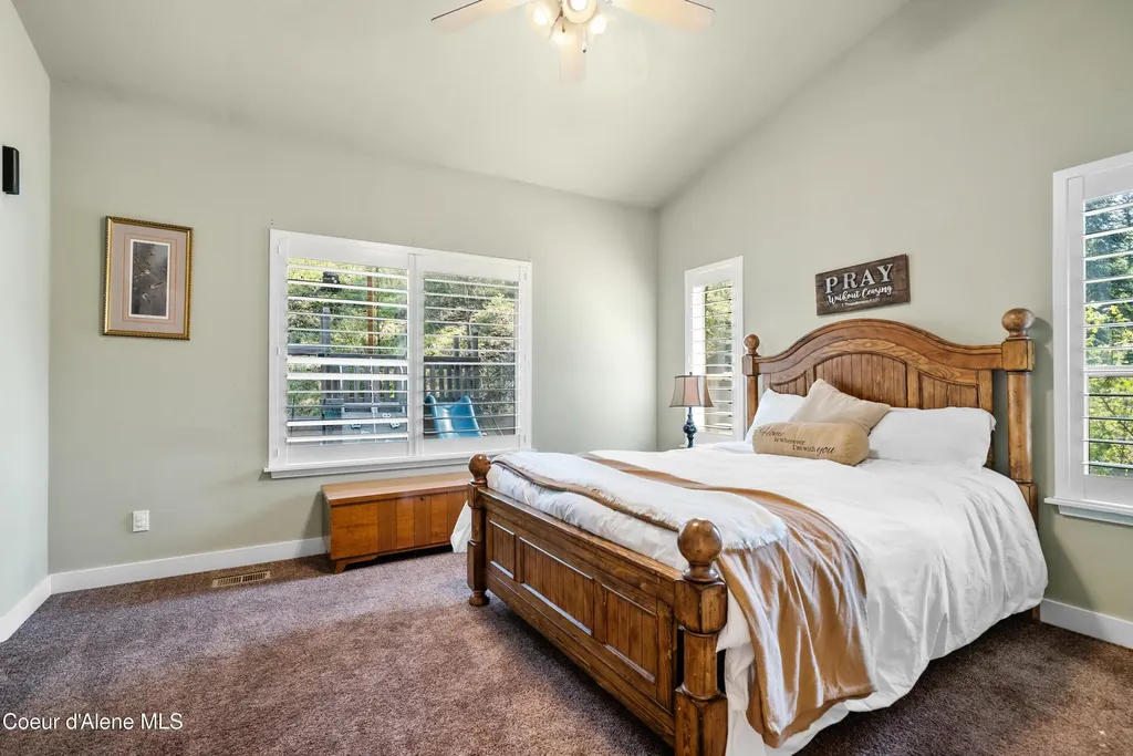 24544 N Dockside Lane Rathdrum ID 83858