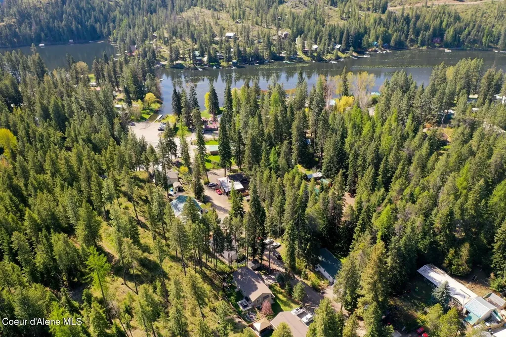 24544 N Dockside Lane Rathdrum ID 83858