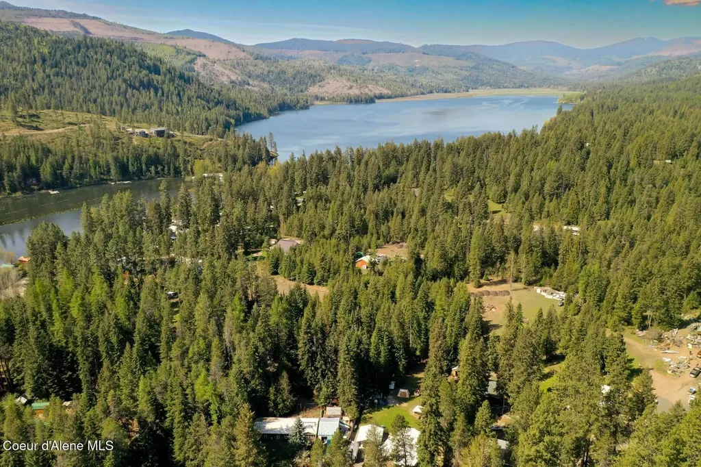 24544 N Dockside Lane Rathdrum ID 83858