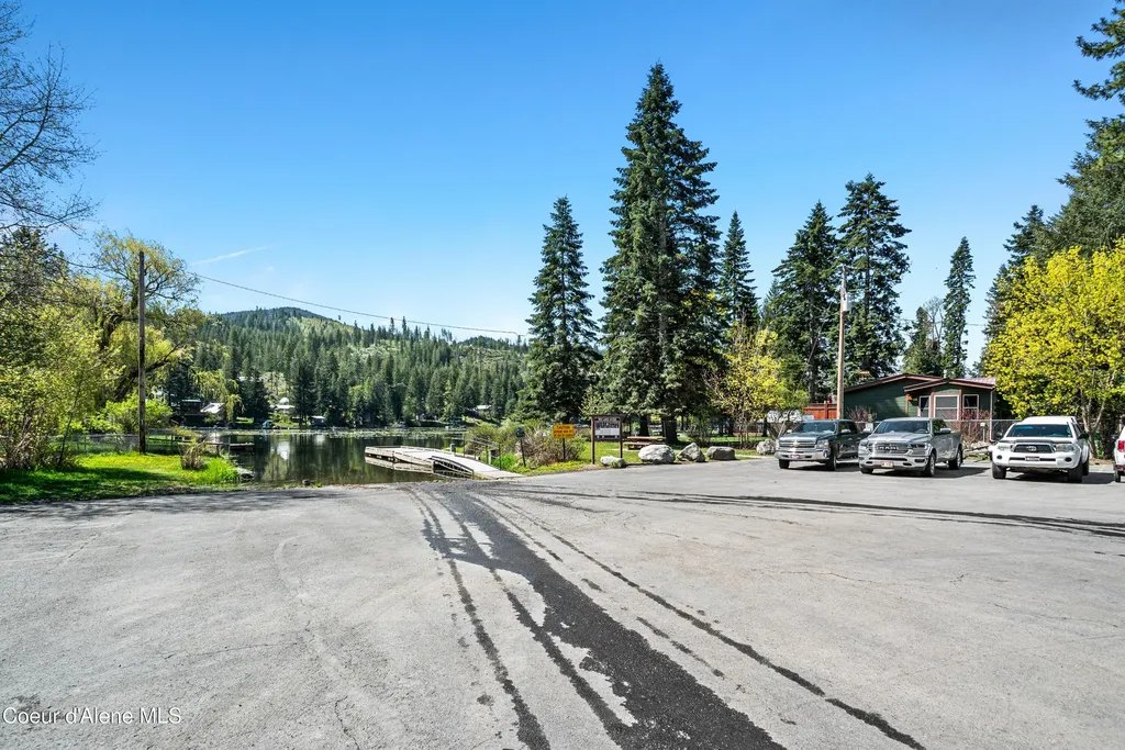 24544 N Dockside Lane Rathdrum ID 83858