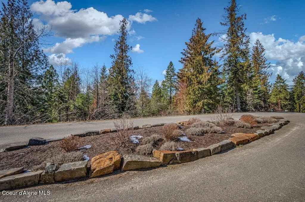 Nna S Idaho Club Dr C6 Sandpoint ID 83864